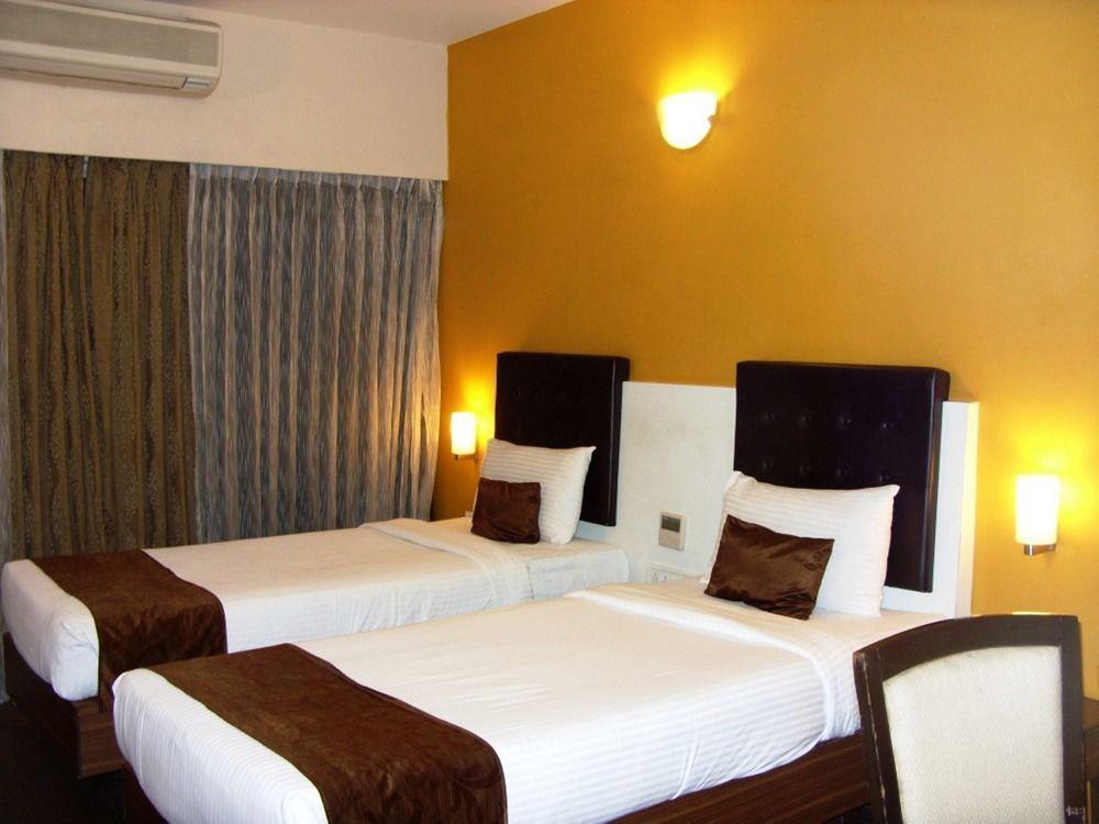 Mango Hotels, Samed Agra Агра Экстерьер фото