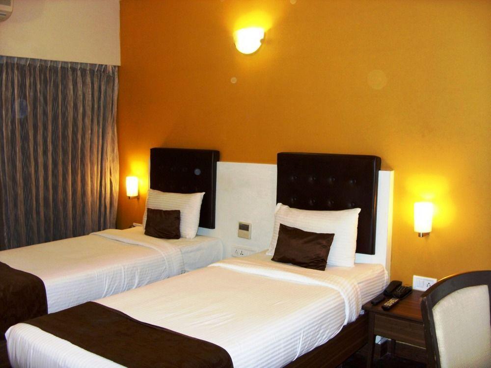 Mango Hotels, Samed Agra Агра Экстерьер фото