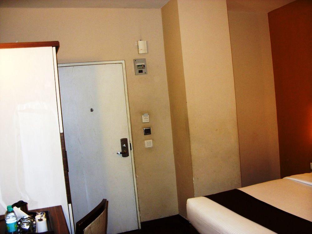 Mango Hotels, Samed Agra Агра Экстерьер фото