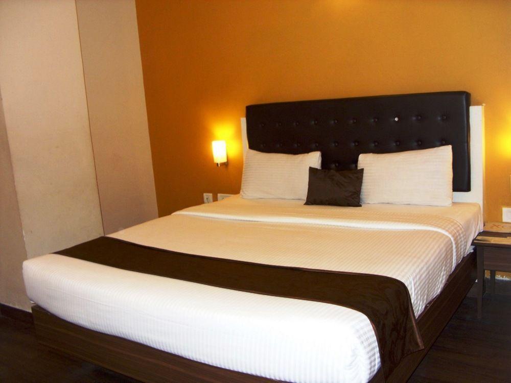 Mango Hotels, Samed Agra Агра Экстерьер фото
