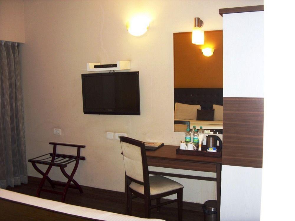 Mango Hotels, Samed Agra Агра Экстерьер фото